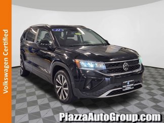 Certified 2022 Volkswagen Taos SE image 1
