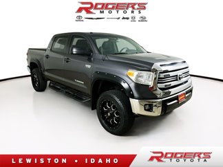 Used 2017 Toyota Tundra SR5 image 1