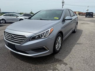 Used 2016 Hyundai Sonata SE w/ Cargo Package image 1