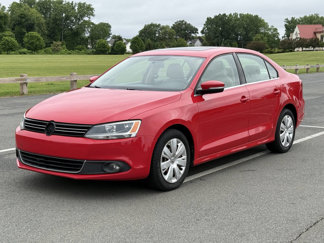 Used 2012 Volkswagen Jetta SEL image 1