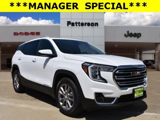 Used 2024 GMC Terrain SLT image 1