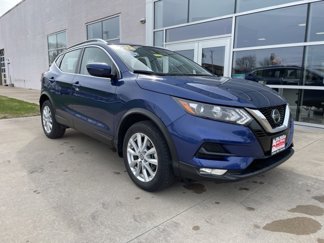 Used 2022 Nissan Rogue Sport SV image 1