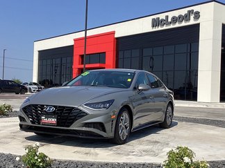 Used 2023 Hyundai Sonata SEL image 1