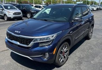 Used 2022 Kia Seltos SX image 1