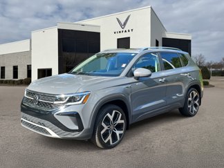 Used 2022 Volkswagen Taos SEL image 1