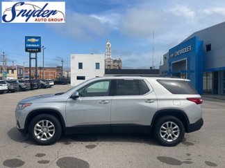 Used 2019 Chevrolet Traverse LT image 1