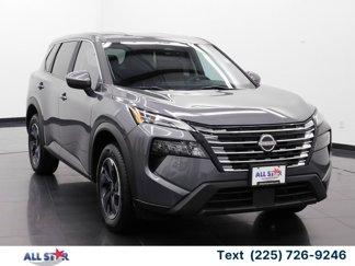 Used 2024 Nissan Rogue SV image 1