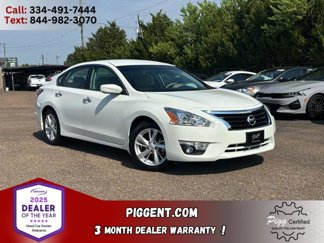 Used 2015 Nissan Altima 2.5 SV image 1