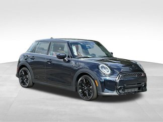 Used 2023 MINI Cooper S image 1