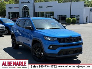 New 2025 Jeep Compass Latitude w/ Altitude Special Edition image 1