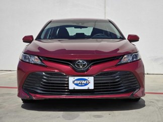 Used 2019 Toyota Camry LE image 1