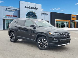 Used 2023 Jeep Compass Limited image 1