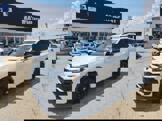 New 2025 Volkswagen Tiguan SE R-Line image 1