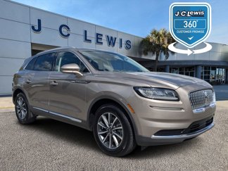 Used 2021 Lincoln Nautilus FWD image 1