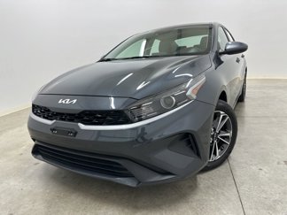 Used 2023 Kia Forte LXS image 1