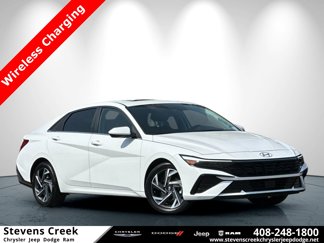 Used 2024 Hyundai Elantra SEL w/ Convenience Package image 1
