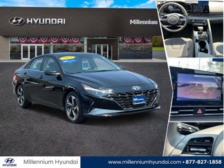 Used 2022 Hyundai Elantra SEL w/ Convenience + Premium Package image 1
