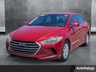 Used 2017 Hyundai Elantra SE image 1