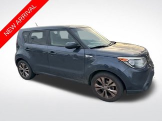 Used 2015 Kia Soul + image 1