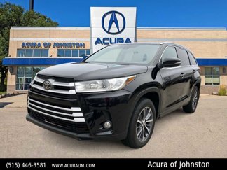 Used 2018 Toyota Highlander XLE image 1