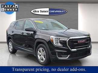 Used 2024 GMC Terrain SLE image 1