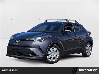 Used 2019 Toyota C-HR LE image 1
