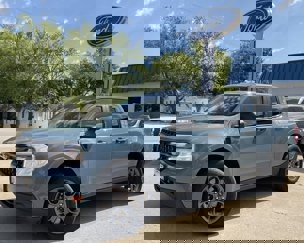 Used 2022 Ford Maverick XLT image 1