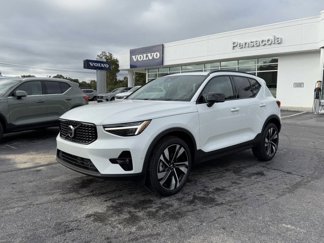 New 2025 Volvo XC40 B5 Plus w/ Climate Package image 1