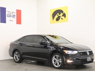 Used 2021 Volkswagen Jetta R-Line image 1