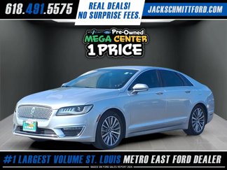 Used 2017 Lincoln MKZ Premiere image 1