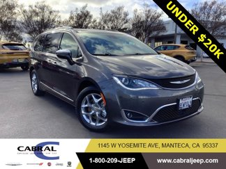 Used 2018 Chrysler Pacifica Limited w/ Advanced Safetytec Group image 1