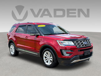 Used 2017 Ford Explorer XLT w/ Equipment Group 202A image 1