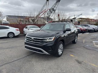 Used 2020 Volkswagen Atlas Cross Sport SE w/ Panoramic Sunroof Package image 1