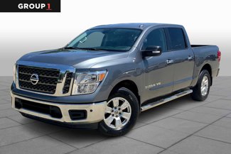 Used 2018 Nissan Titan SV w/ SV Convenience Package image 1