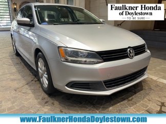 Used 2014 Volkswagen Jetta SE video 1