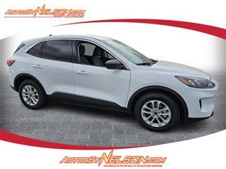 Used 2022 Ford Escape SE image 1