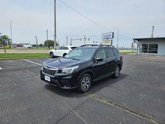 Used 2020 Subaru Forester Premium image 1