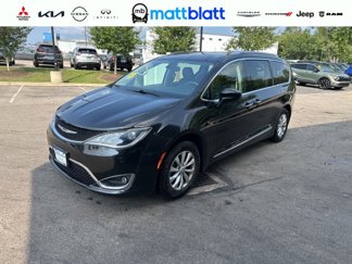 Used 2019 Chrysler Pacifica Touring-L image 1