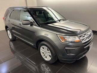 Certified 2019 Ford Explorer XLT image 1