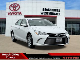 Used 2017 Toyota Camry LE image 1