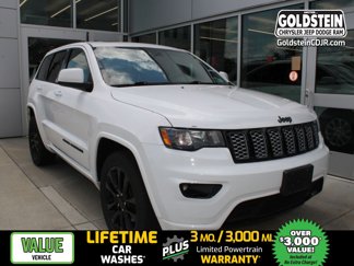 Used 2017 Jeep Grand Cherokee Altitude image 1