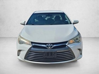 Used 2016 Toyota Camry LE video 2