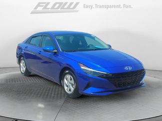 Used 2023 Hyundai Elantra SE image 1