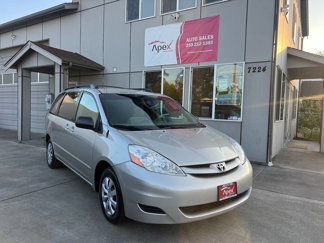 Used 2007 Toyota Sienna CE image 1