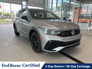 Used 2022 Volkswagen Tiguan SE R-Line image 1