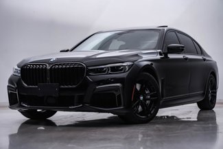 Used 2022 BMW 750i xDrive w/ Executive Package video 1
