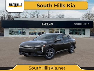 New 2025 Kia K4 LXS image 1