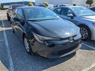 Used 2022 Toyota Corolla LE image 1