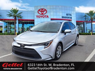 Used 2024 Toyota Corolla LE image 1