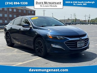 Used 2021 Chevrolet Malibu LT image 1
